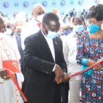 30 juin 2020: le PM Ilunga a inauguré le Centre Hospitalier Initiative Plus, œuvre de l'ex Première Dame, Olive Lembe Kabila