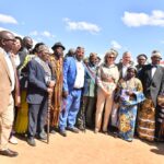 Accompagné du Premier Ministre Jean-Michel Sama Lukonde, le couple royal belge a visité le projet de gestion communautaire des forêts Miyombo au village Katanga