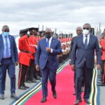 Paix et Sécurité en RDC et dans toute la sous-région des États d'Afrique de l'Est, le Premier Ministre Jean-Michel Sama Lukonde est arrivé à Arusha en Tanzanie  pour représenter le Président Félix-Antoine Tshisekedi au 22ème sommet ordinaire des Chefs d'Etat de l'EAC 