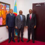 Le Premier Ministre Jean-Michel Sama Lukonde rassure le DG Freddy Mwamba et le PCA Dave Kalemba du CEEC de l'accompagnement du Gouvernement dans l'implémentation de ses laboratoires à travers le pays